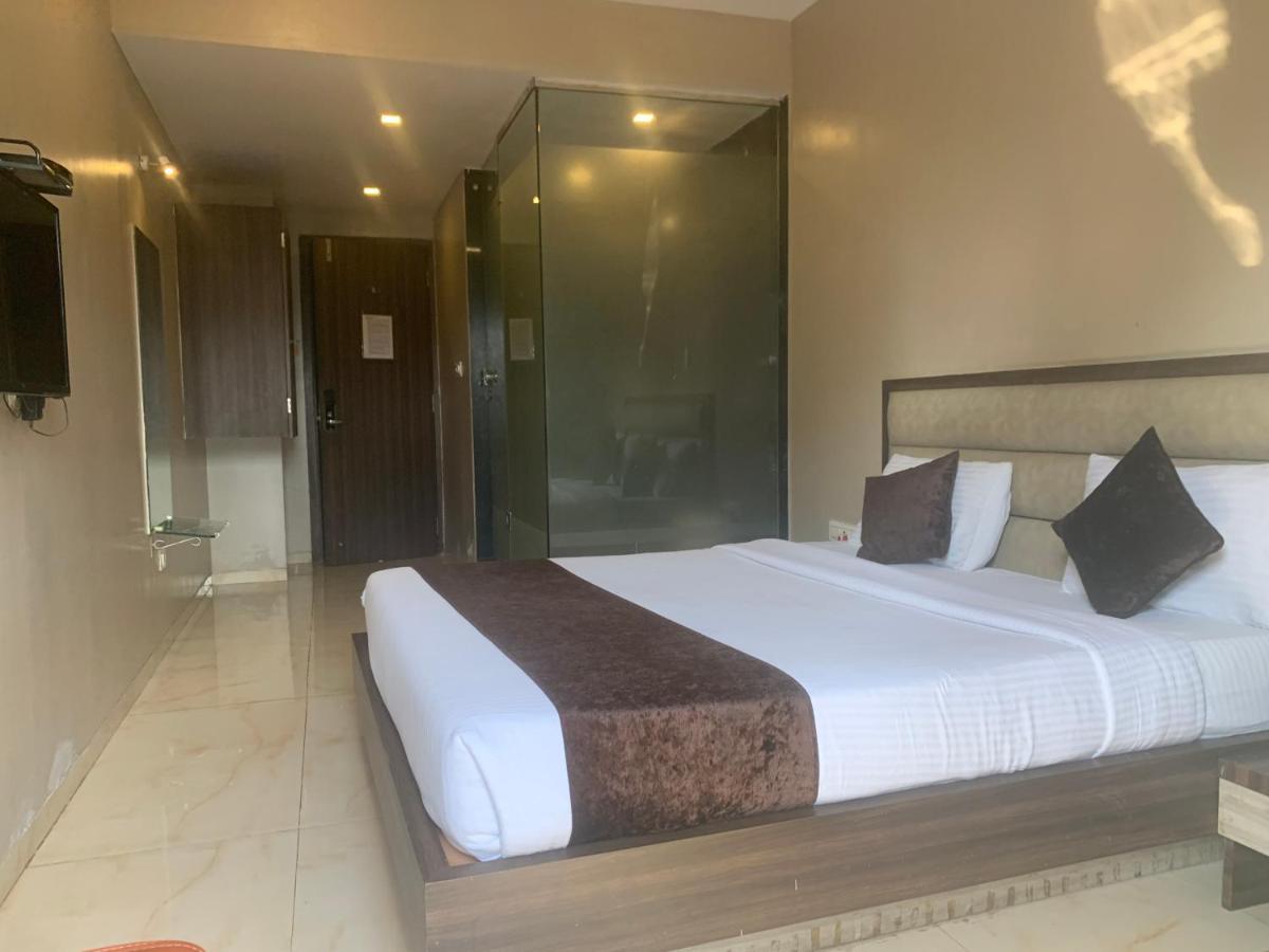 Hotel Merakee - Near Dahisar Mira Road Mumbai Extérieur photo